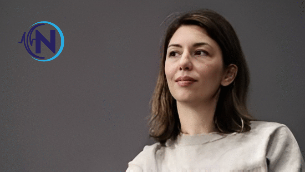 Sofia Coppola: Biografie, Alter, Filme, Ehemann, Vermögen & Karriere